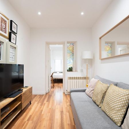 Apartamento En La Plaza De Lavapies Alquiler Temporal Madrid Extérieur photo